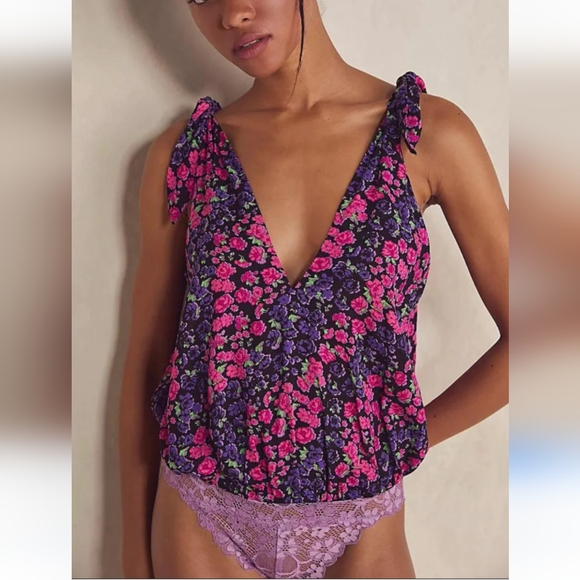 NWT Free People Floral Bodysuit - Picture 2 of 6